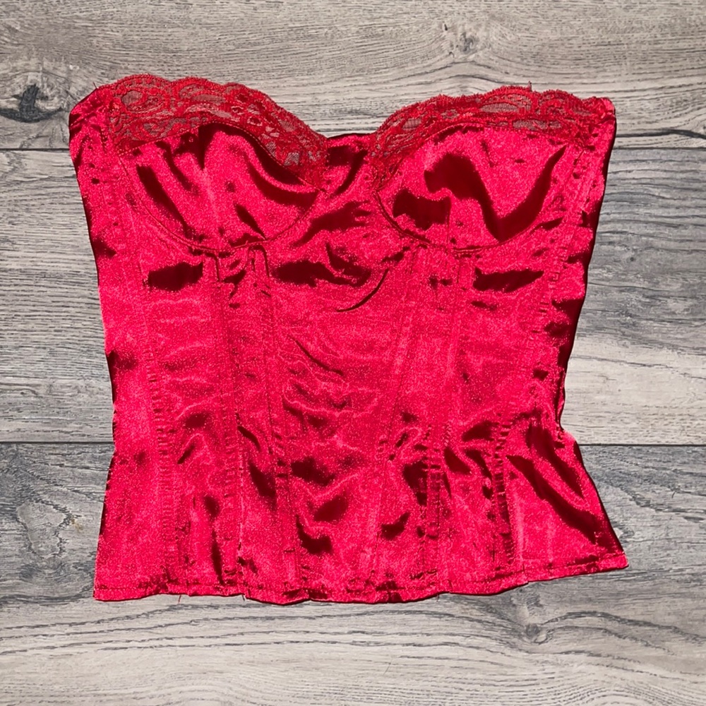 Red corset strapless top